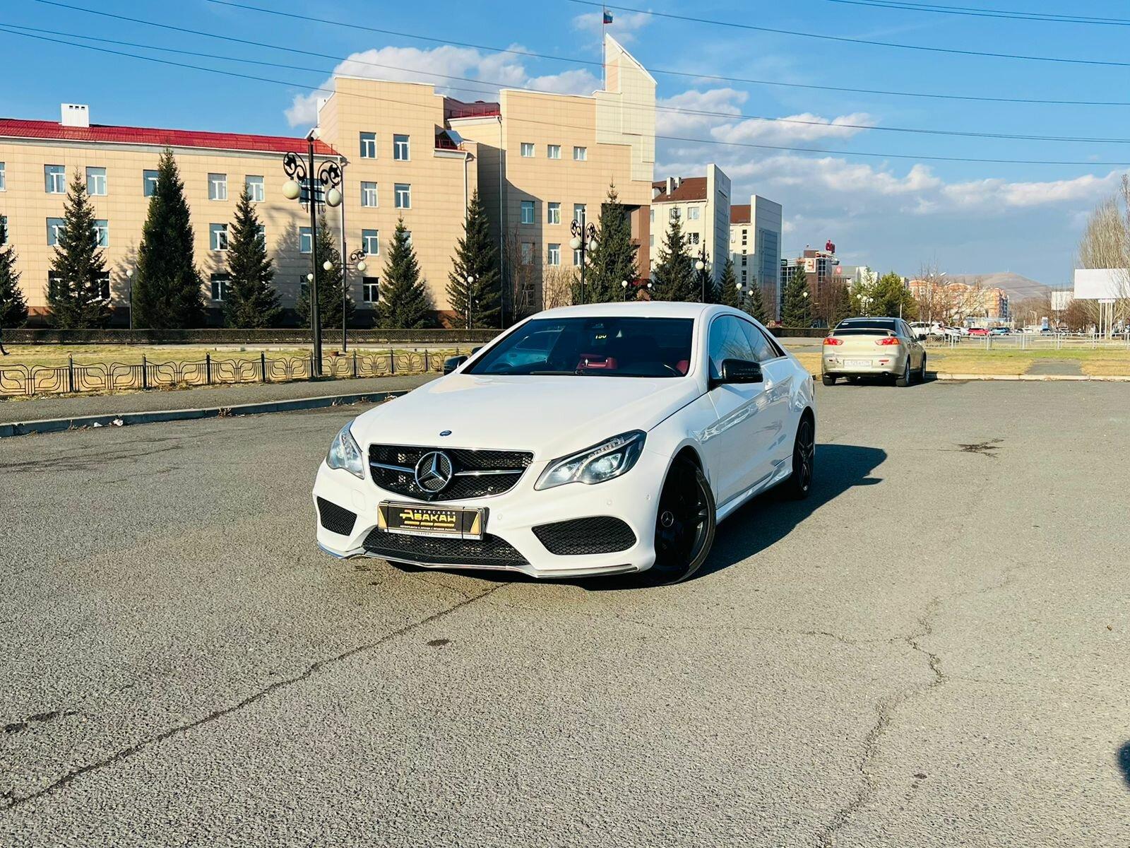 Mercedes-Benz E-Класс — фото 1