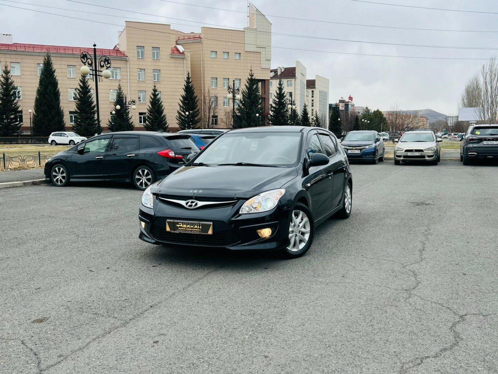 Hyundai i30 — фото 1